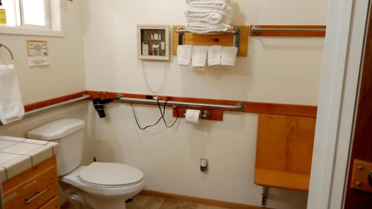 Yosemite Paradise Inn コールターヴィル エクステリア 写真
