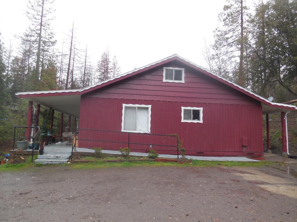 Yosemite Paradise Inn コールターヴィル エクステリア 写真